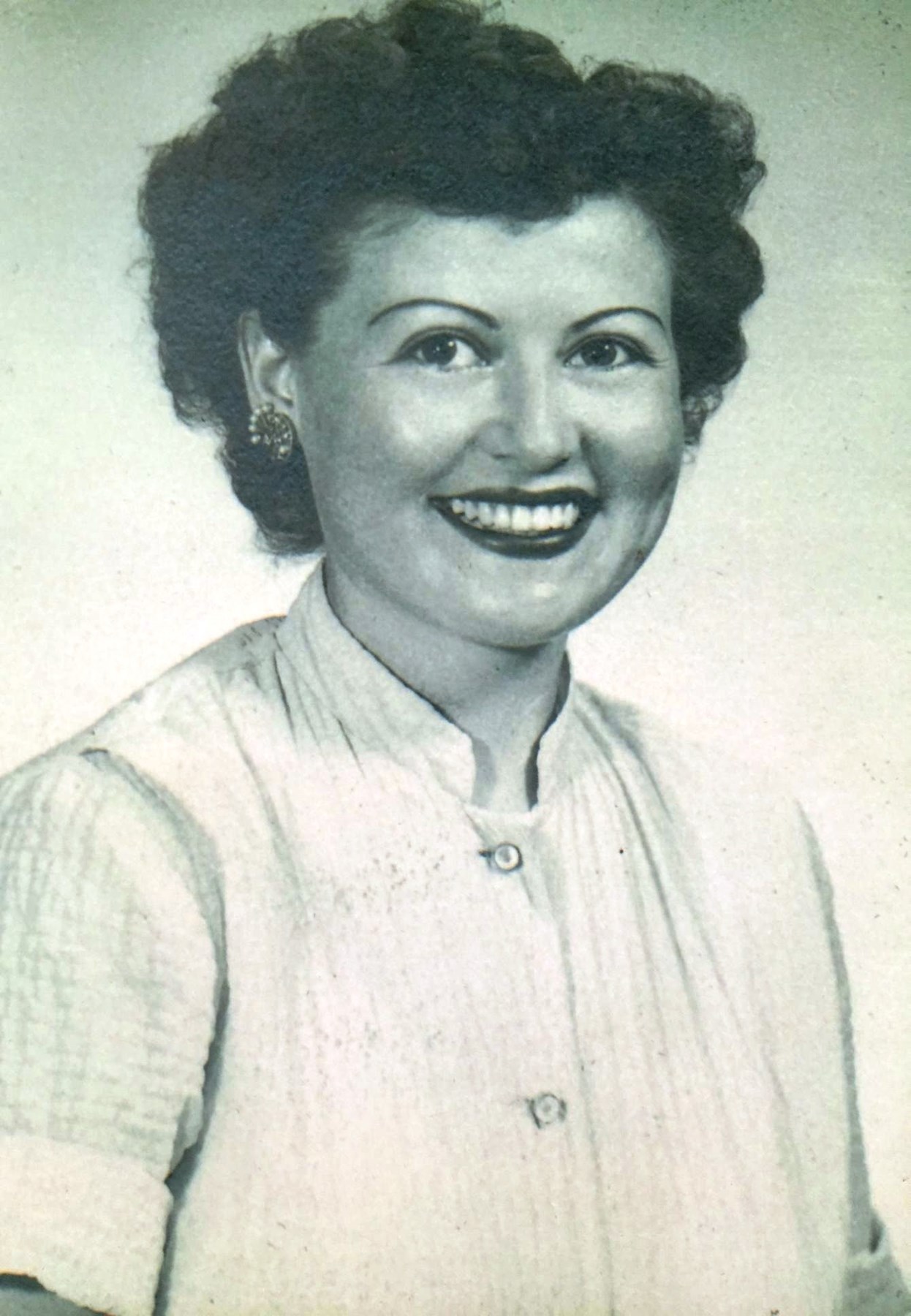 Forum on this topic: Dorothy Gibson, dorothy-gibson/ Discussion on this topic: Finola Hughes, dorothy-gibson/